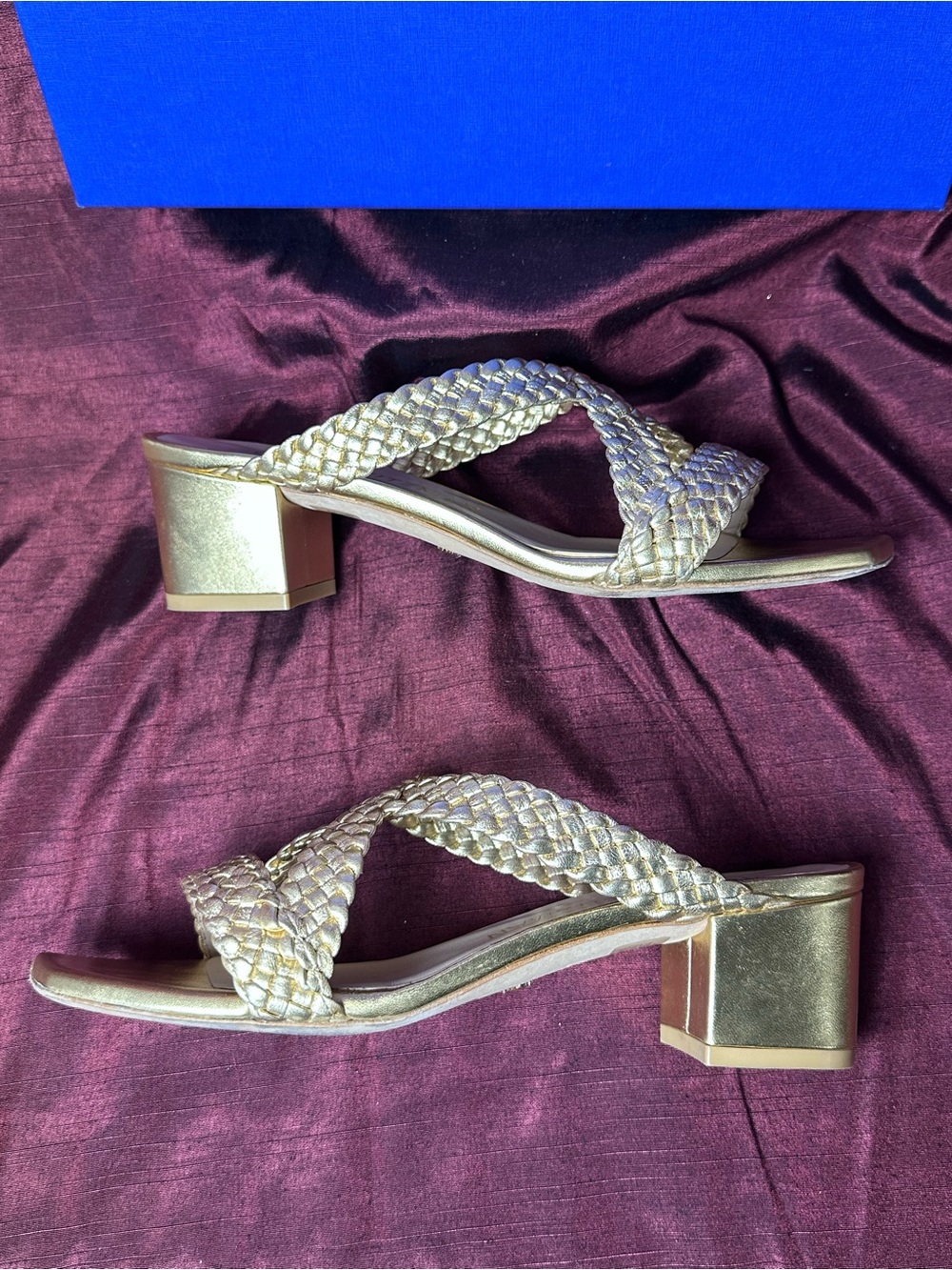 ✨ Gold Stuart Weitzman Rosie Braided Sandals Sz 10 ✨ - Picture 4 of 8